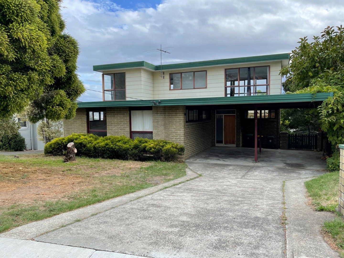 4 bedrooms House in 7 Elinga Street HOWRAH TAS, 7018