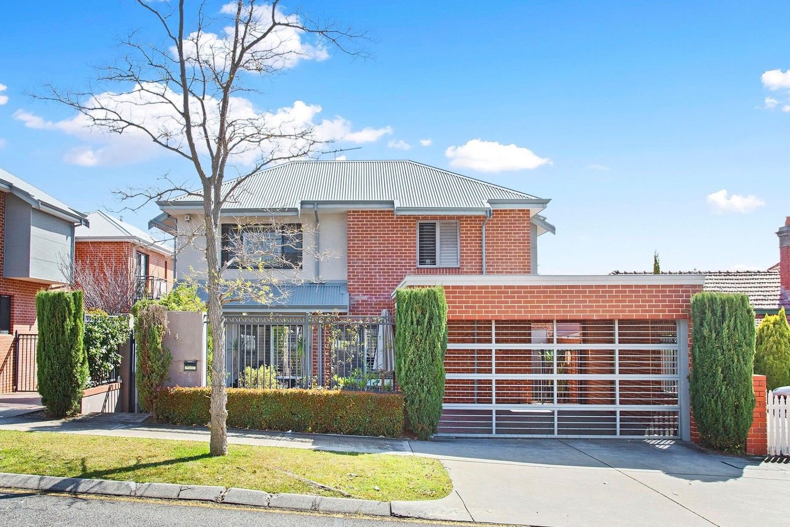 3 bedrooms Townhouse in 8/8 Menzies Street NORTH PERTH WA, 6006