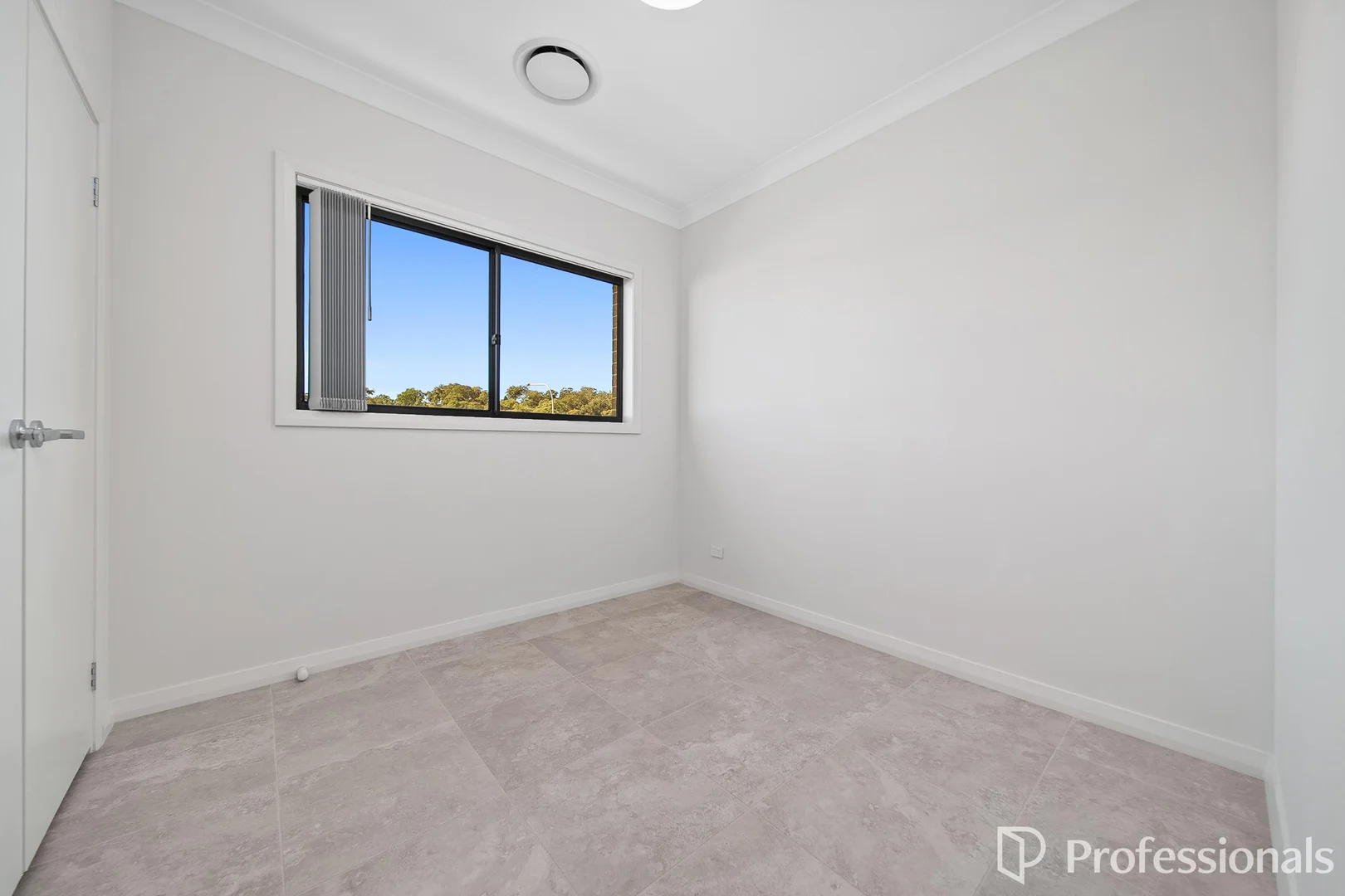 Additional image 7 of 57 Biscay Circuit, Menangle Park NSW 2563