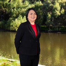 Christine Chong, Sales representative