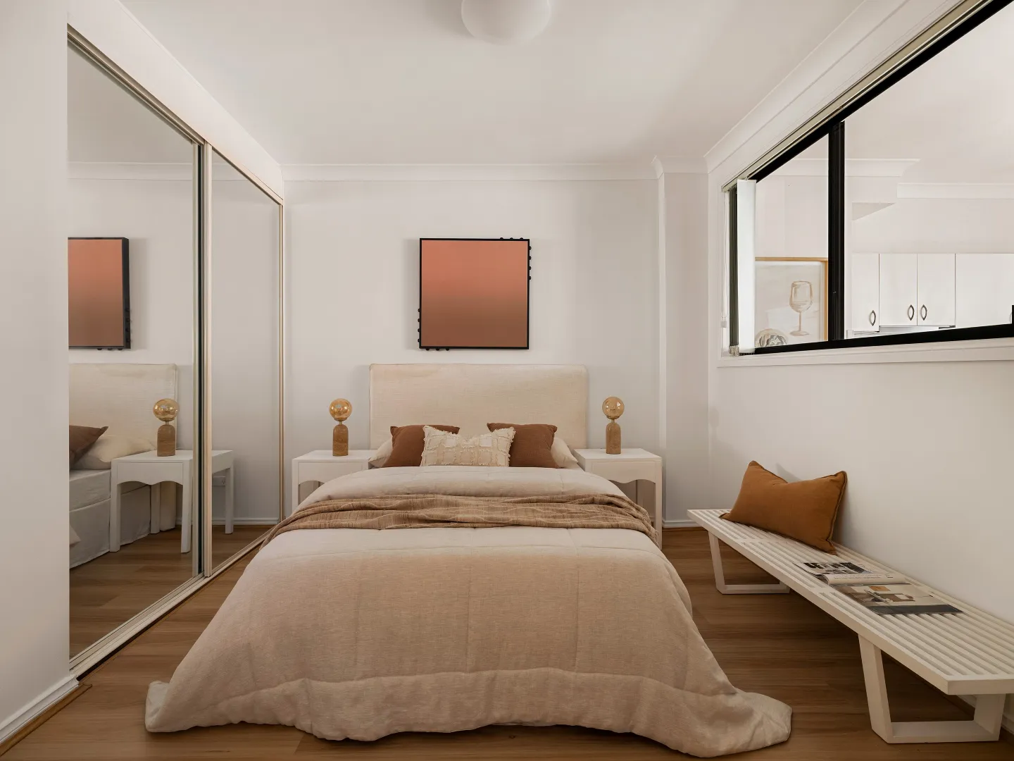 Private inner city pad at rear of converted warehouse – pohled 6