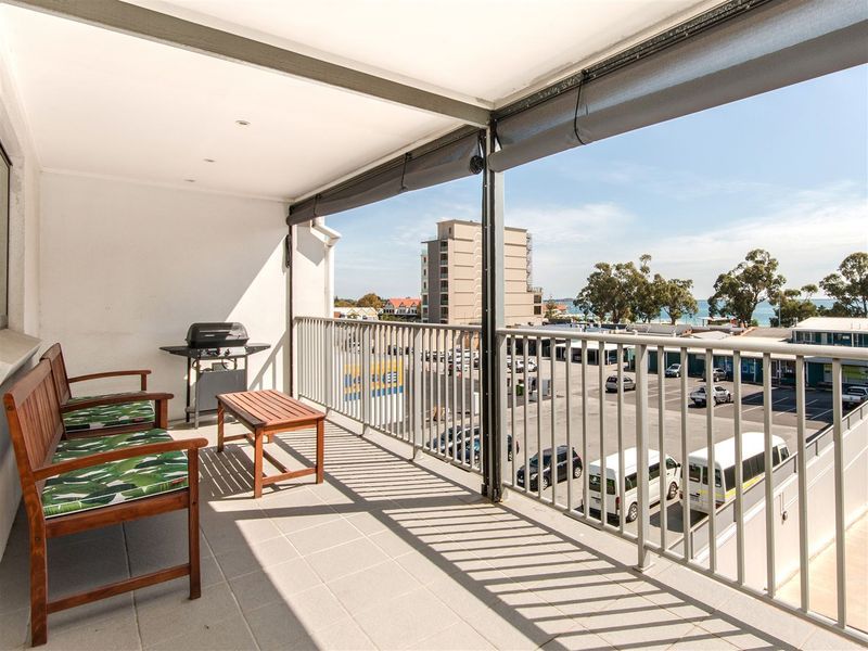 86/21 Rockingham Beach Rd, Rockingham WA 6168, Image 0