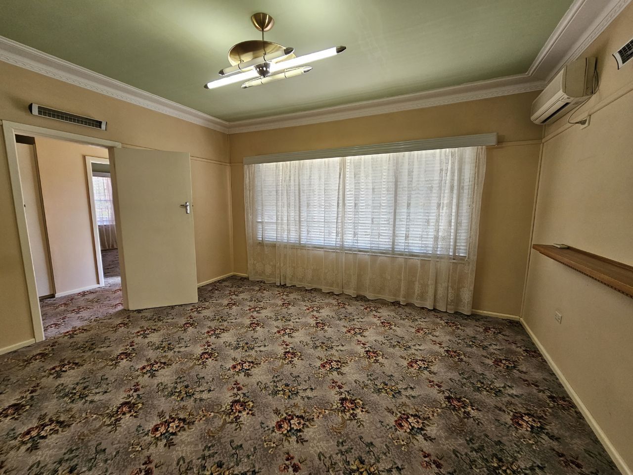 1 Goobang Street, Parkes NSW 2870, Image 1