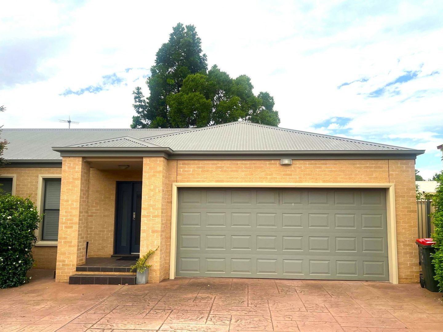 8C Theeuff Place, Griffith NSW 2680, Image 1