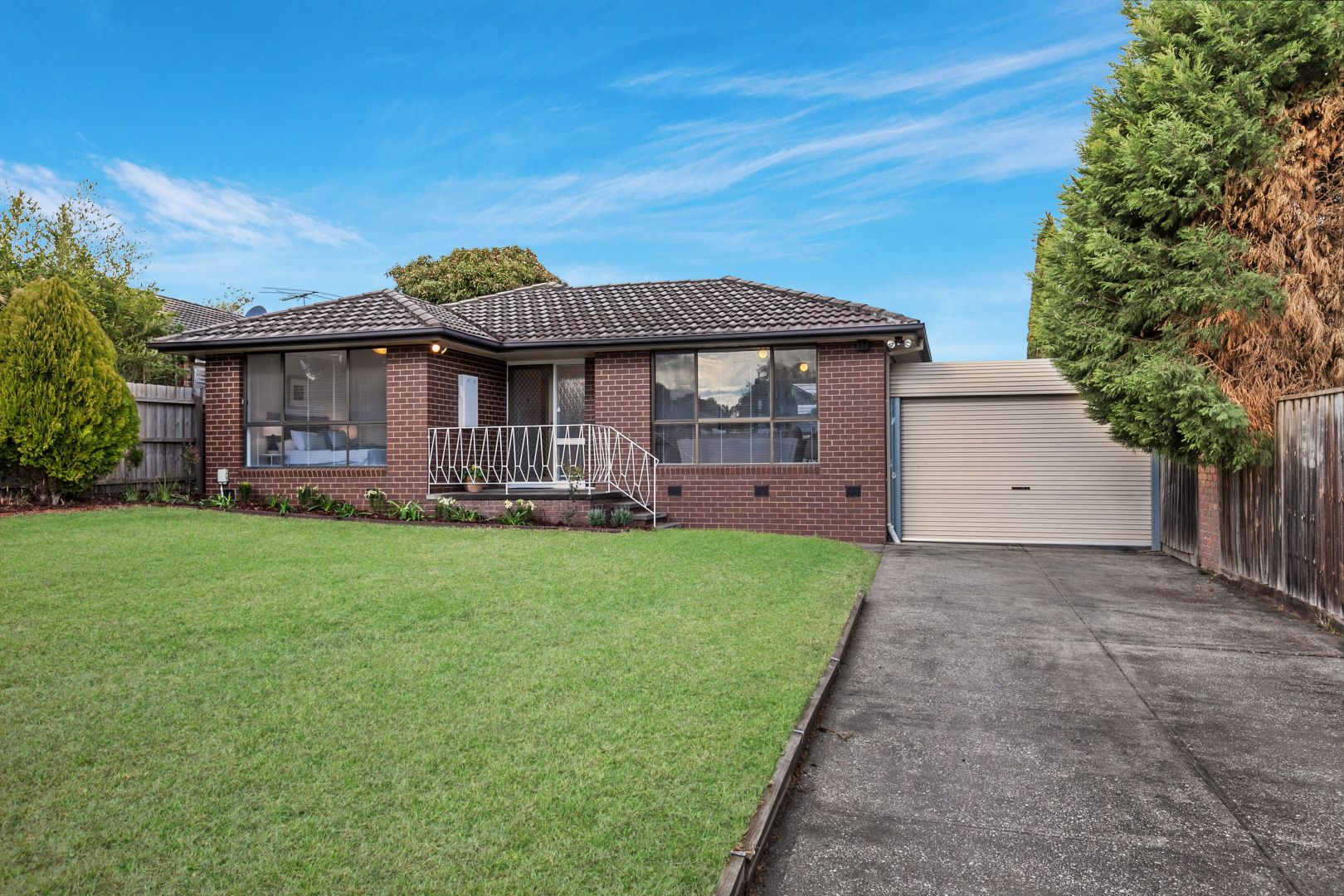 21 Madigan Crescent, Mill Park VIC 3082