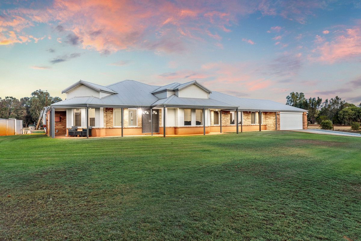 33 MCKENNA Drive, Cardup WA 6122, Image 1