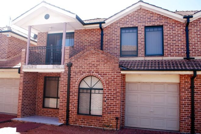 Picture of 5/42 First Avenue, HOXTON PARK NSW 2171