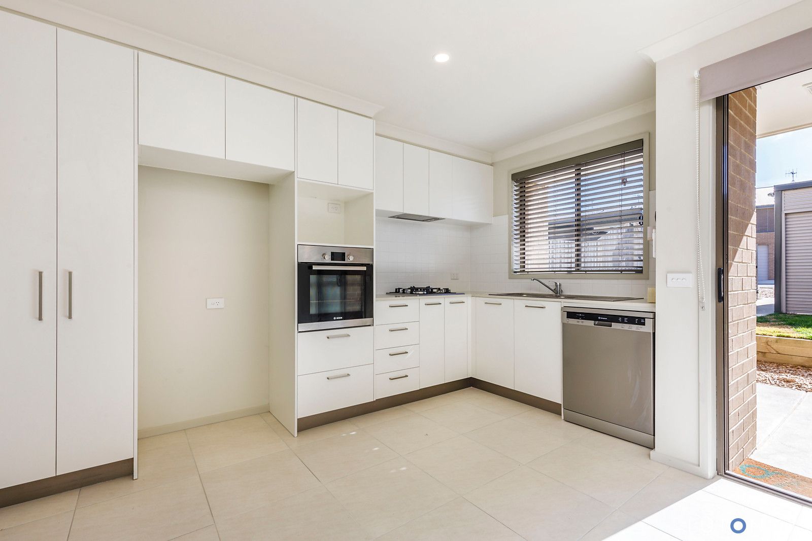 15 Spratt Court, Casey ACT 2913, Image 2