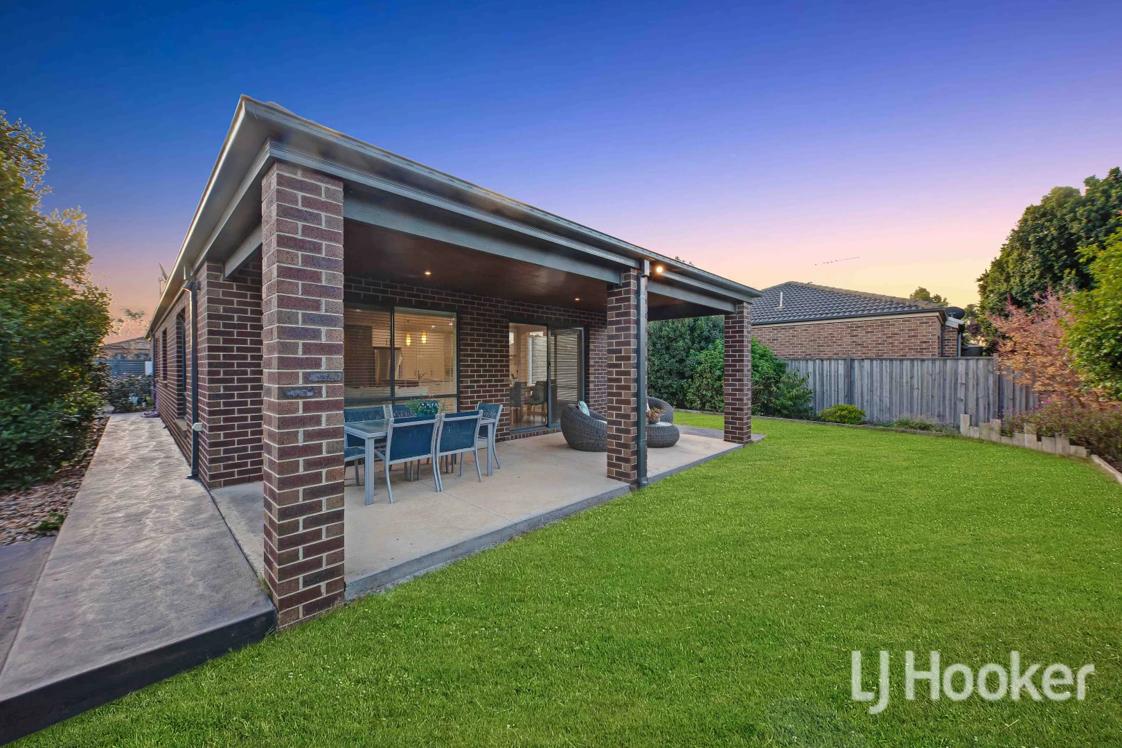 Image 12