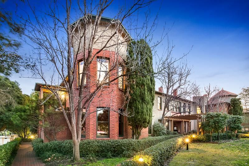 8/10 Ardoch Avenue, St Kilda East Property History & Address Research