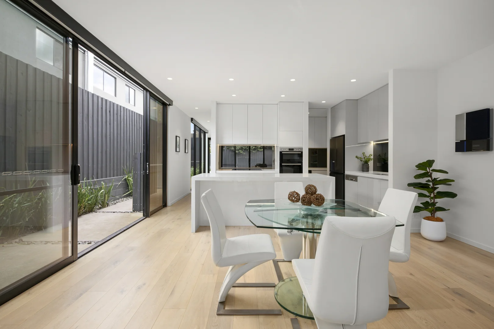 Additional image 8 of 48A Haldane Street, Beaumaris VIC 3193