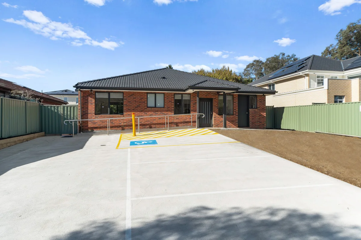 Primary image of 2/7 Carluke Close, Berwick VIC 3806