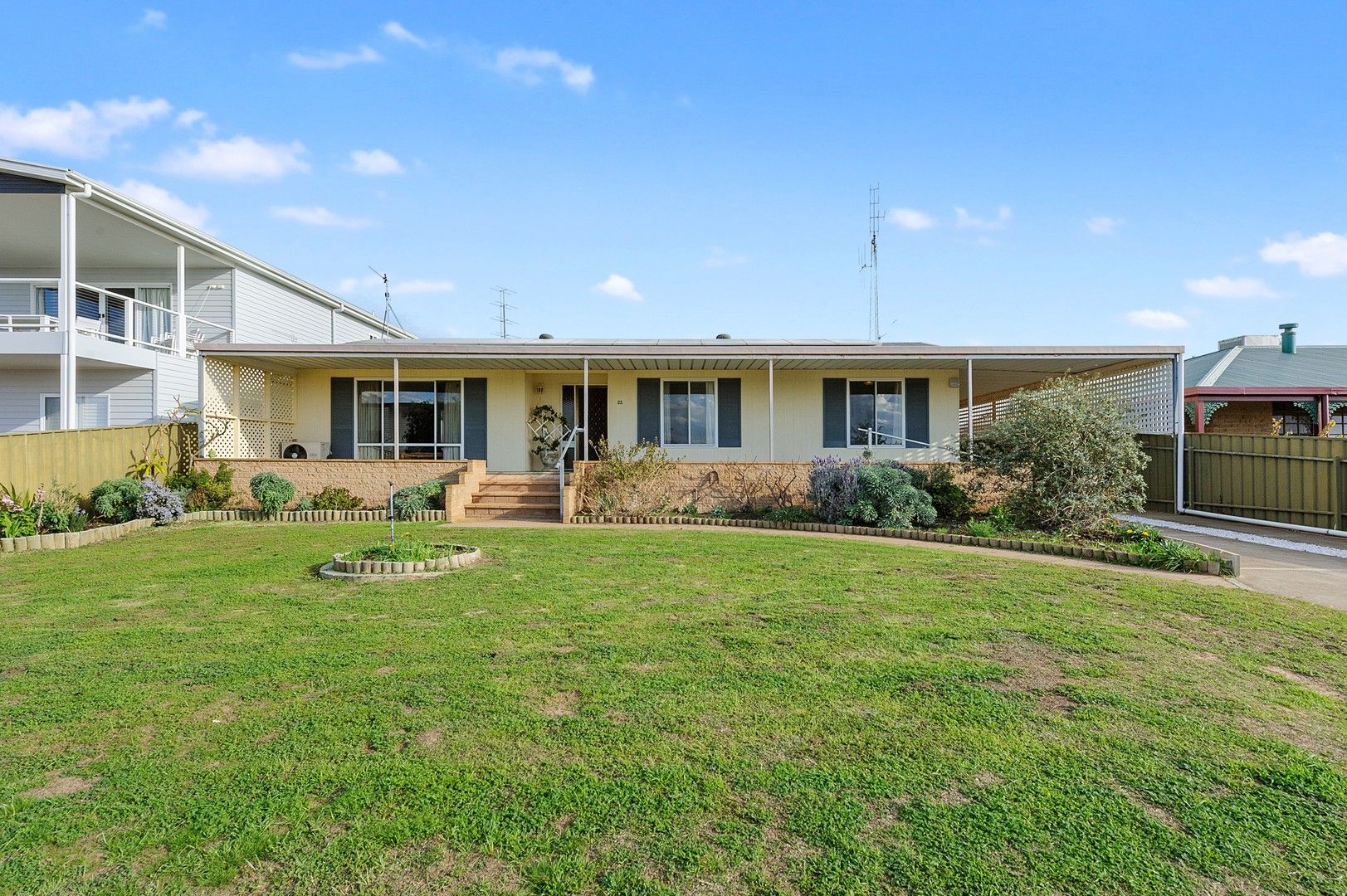 22 Calstock Street, Moonta Bay SA 5558, Image 0