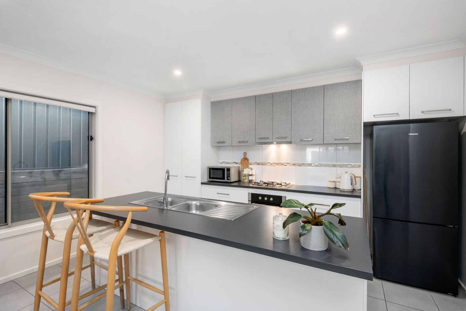 1/35 Pallett Street, Golden Square VIC 3555, Image 2