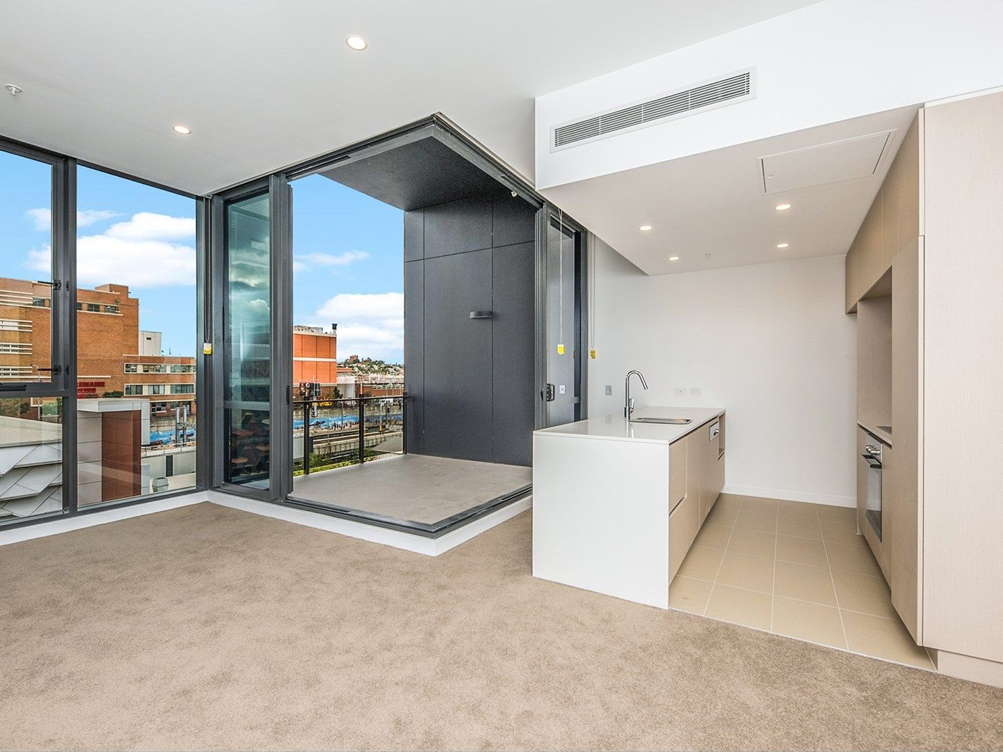 1 bedrooms Apartment / Unit / Flat in 20501/22 Railway Terrace MILTON QLD, 4064