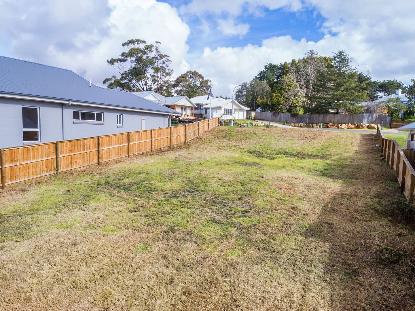 5 Barton Close, Mittagong NSW 2575, Image 2