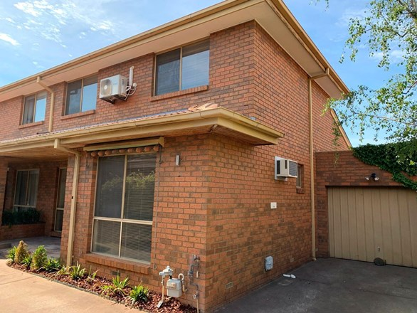 2/5 Vine Street, Blackburn VIC 3130