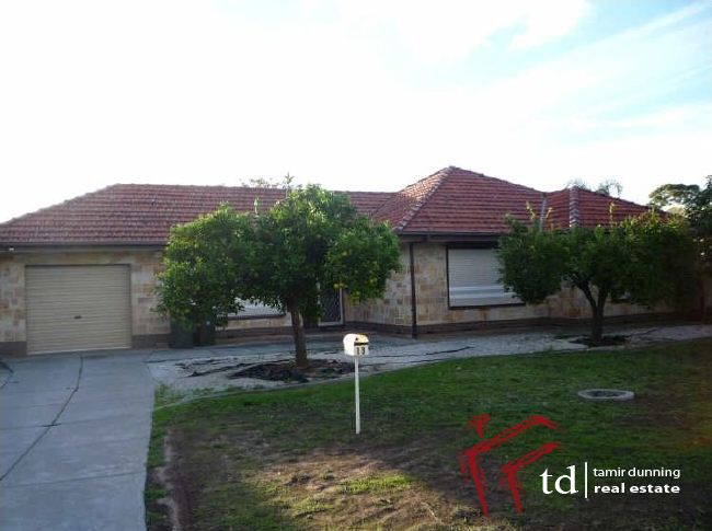 3 bedrooms House in 19 Gothic Drive PARADISE SA, 5075