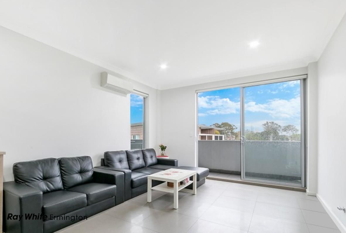 2 bedrooms Apartment / Unit / Flat in 16/22 Burbang Crescent RYDALMERE NSW, 2116
