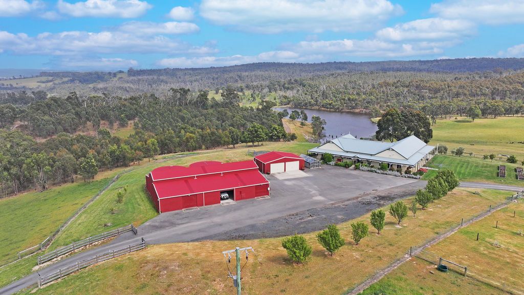 9 bedrooms House in 410 - 468 Pryors Road SCOTSBURN VIC, 3352