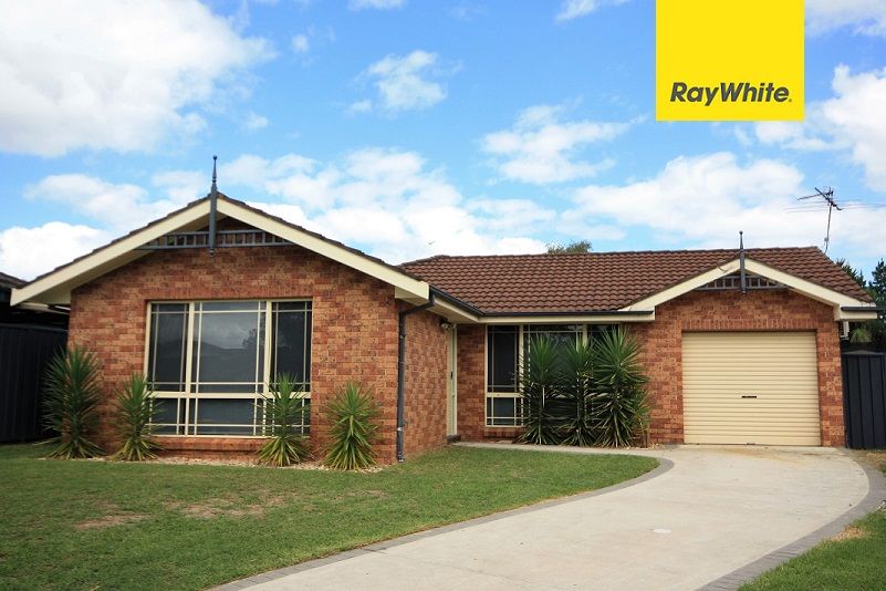 3 bedrooms House in 3 Galaxy Place RABY NSW, 2566
