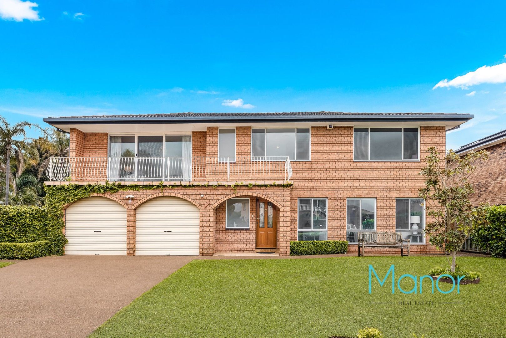 5 bedrooms House in 34 Tristania Court BAULKHAM HILLS NSW, 2153