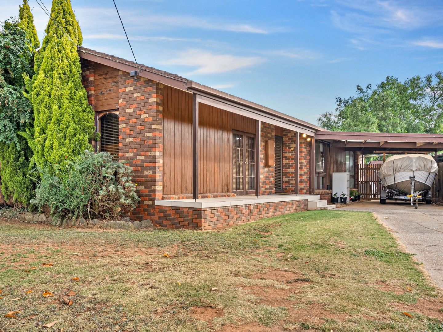 18 Witney Court, Darley VIC 3340, Image 0