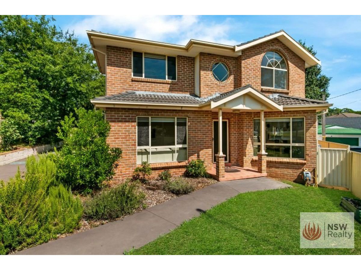 3 bedrooms Duplex in 1/33 Edna Avenue MERRYLANDS NSW, 2160