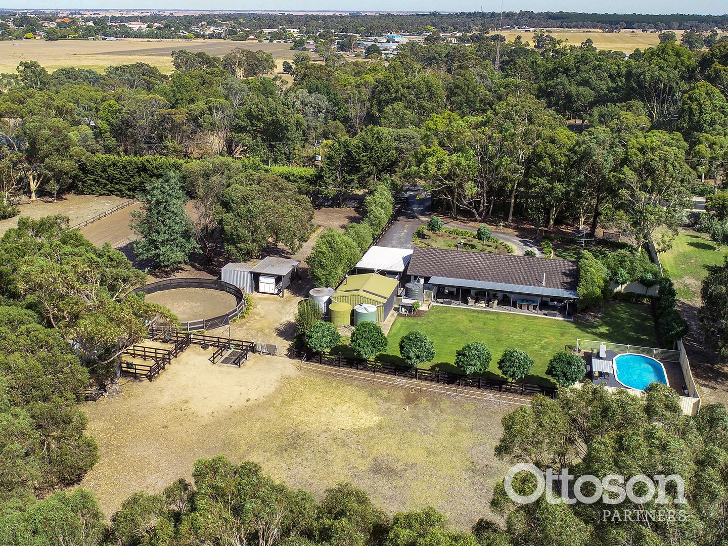 13 Pinkerton Road, Naracoorte SA 5271 Domain