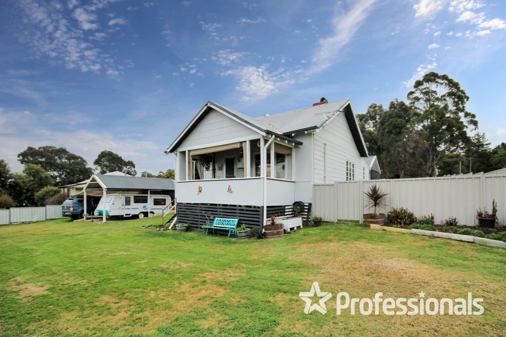 29 Telfer Crescent, Collie WA 6225, Image 0