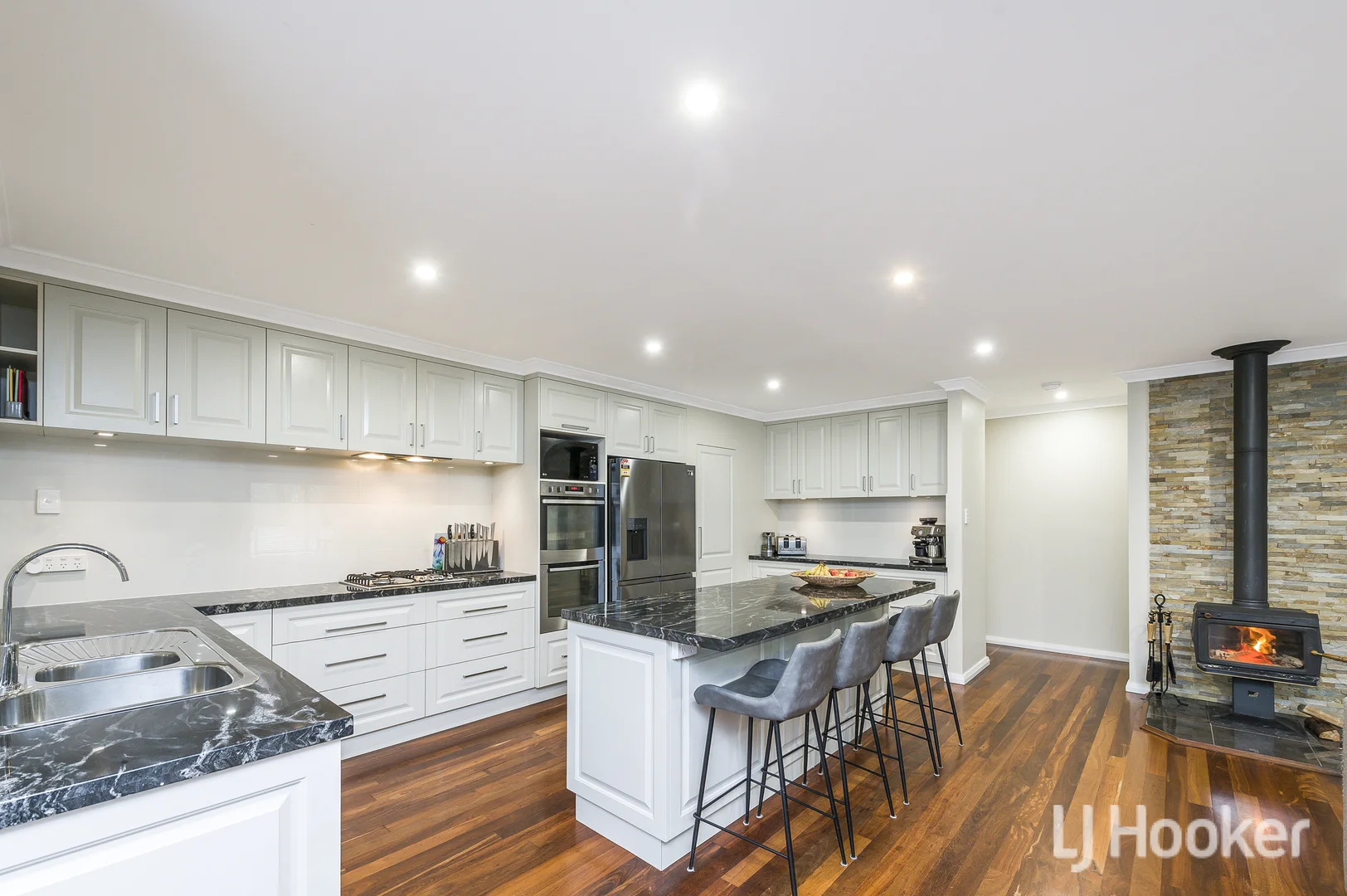 Additional image 7 of 28 School Road, Karragullen WA 6111