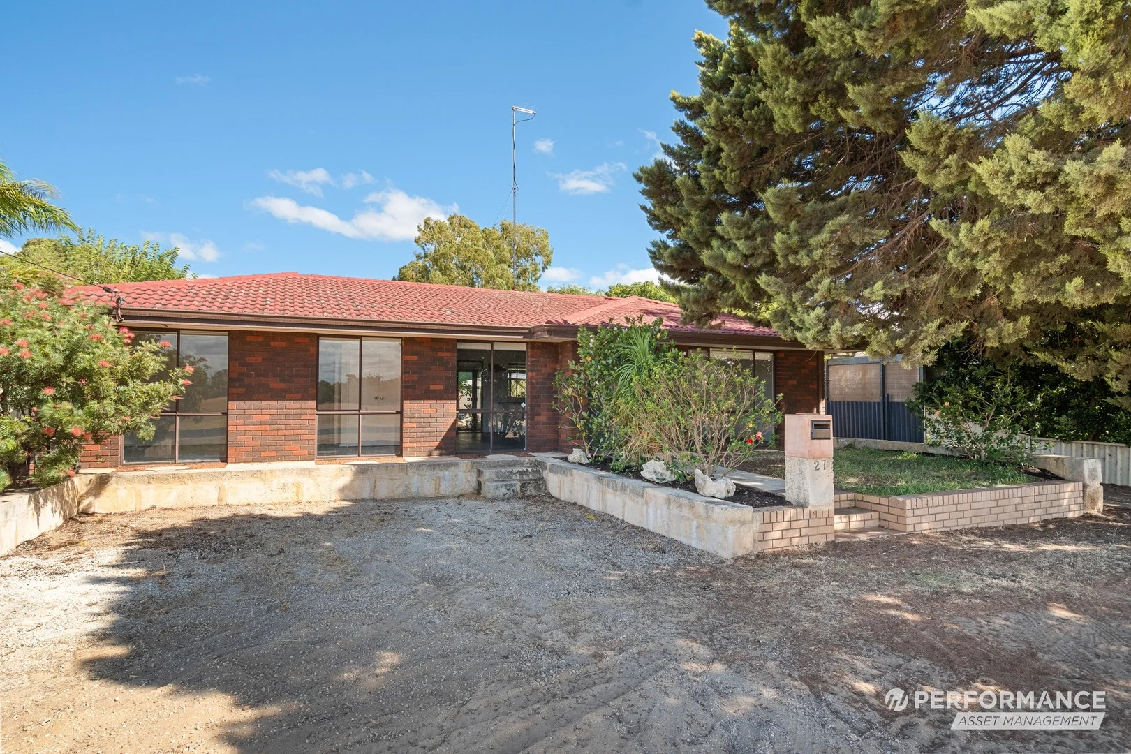 27 Adam Road, Ravenswood WA 6208