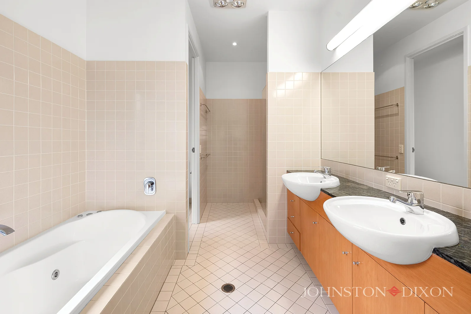 Additional image 8 of 83 King Arthur Terrace, Tennyson QLD 4105