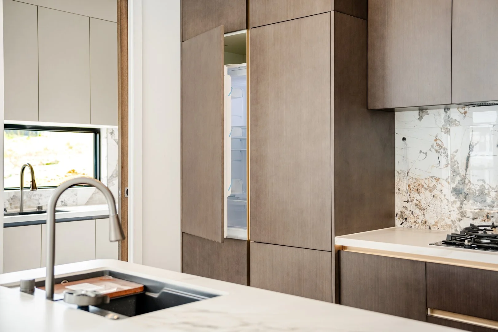 Additional image 5 of Taylor ACT 2913