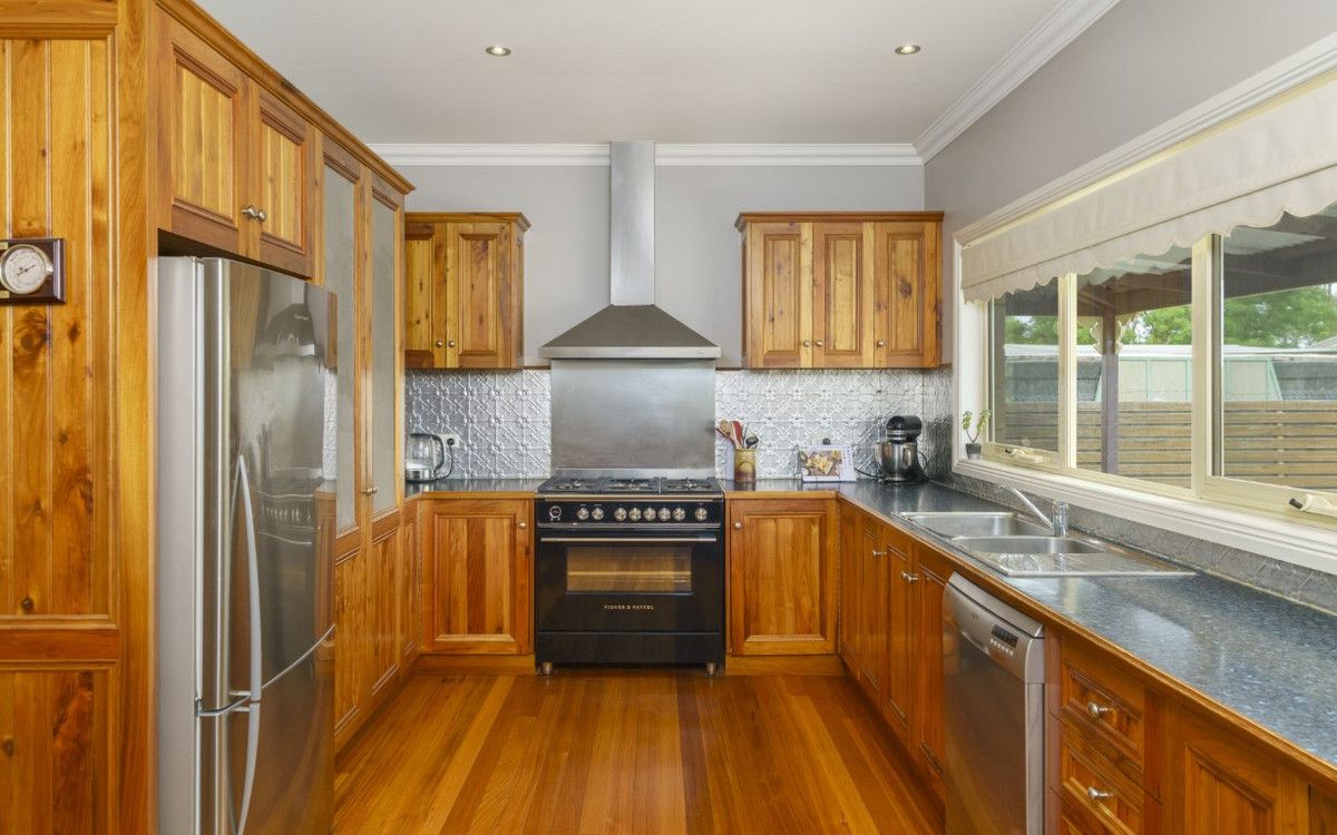 19 Blandford Street, Cobden VIC 3266, Image 1