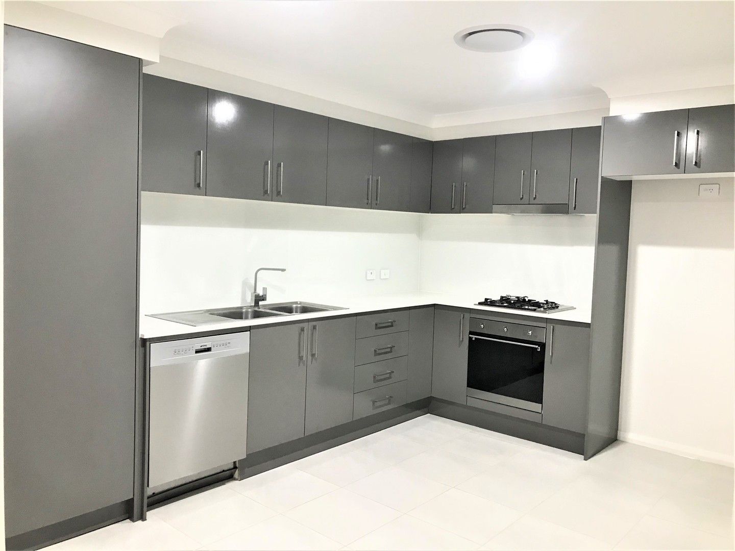 2 bedrooms House in 87A Sweethaven Road EDENSOR PARK NSW, 2176