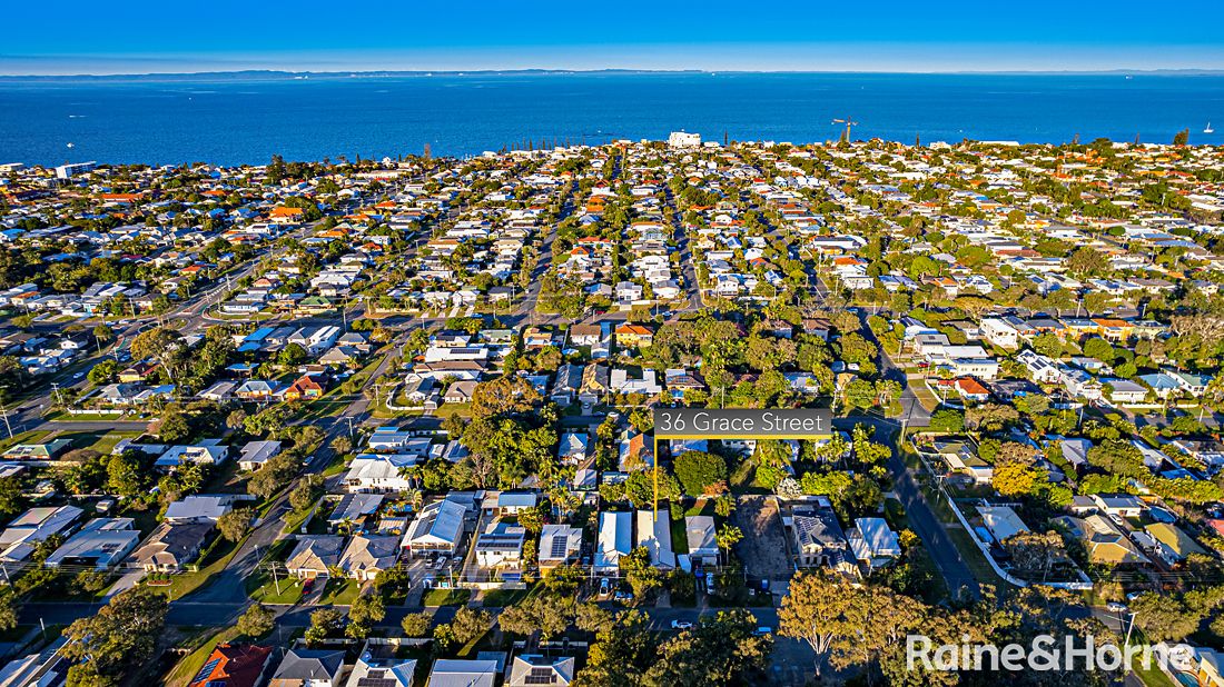 4 bedrooms House in 36 Grace Street SCARBOROUGH QLD, 4020