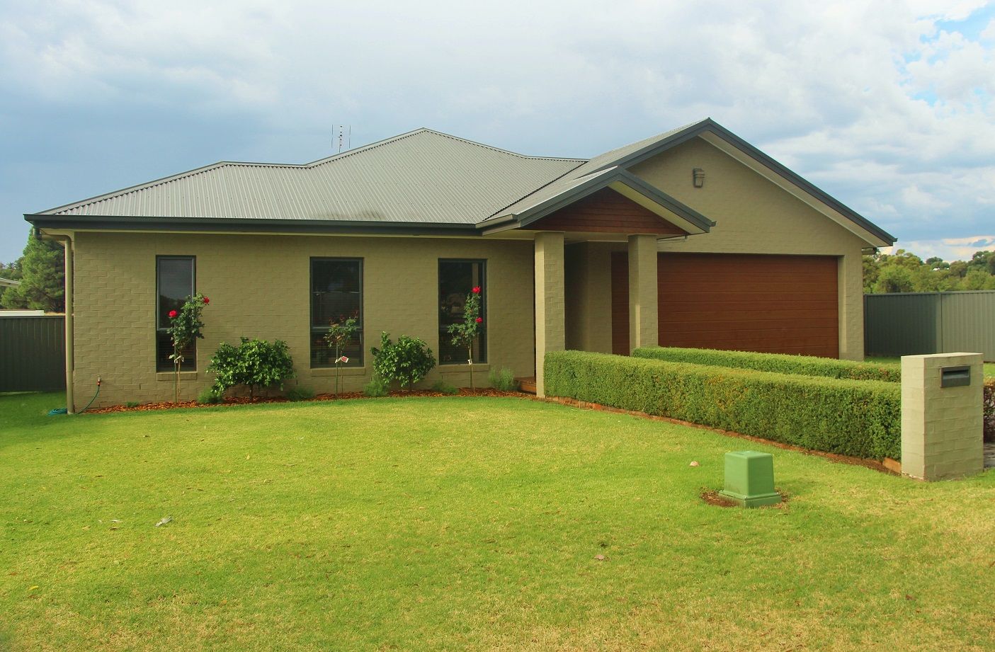 16 Lawson Drive, GRENFELL NSW 2810, Image 0