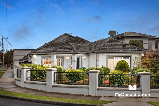 Picture of 29 Bournian Avenue, STRATHMORE VIC 3041