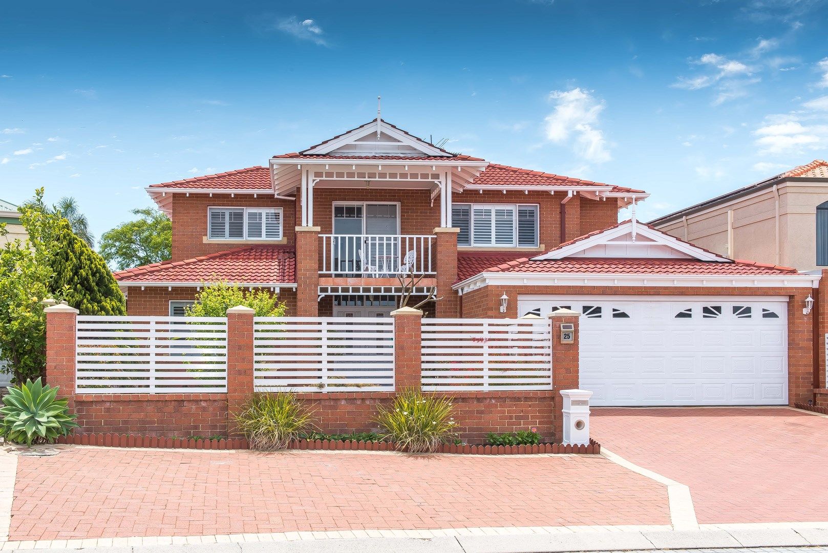 25 Deverall Square, Hillarys WA 6025, Image 1