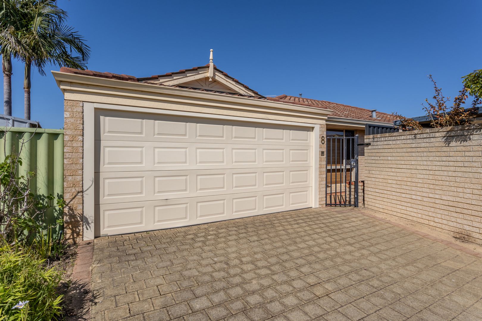 8 Lake Edge Court, Gwelup WA 6018, Image 1