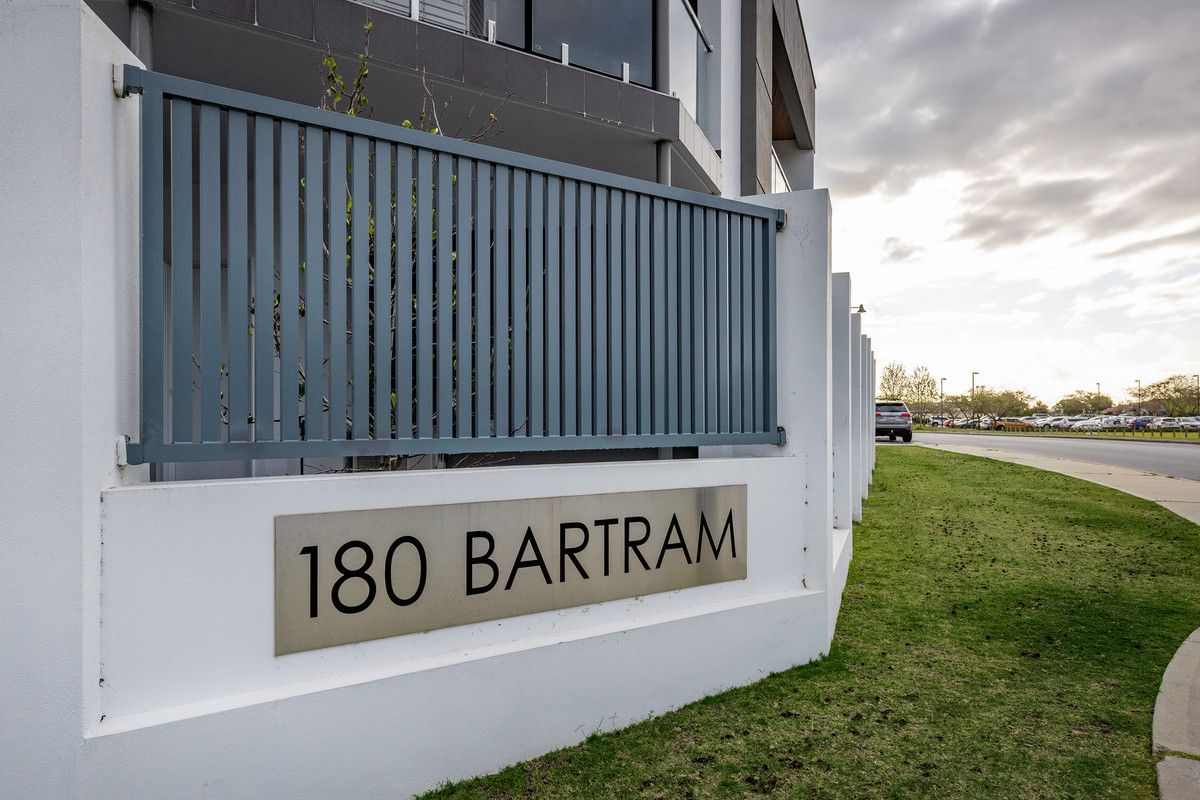 9/180 Bartram Road, Atwell WA 6164, Image 2