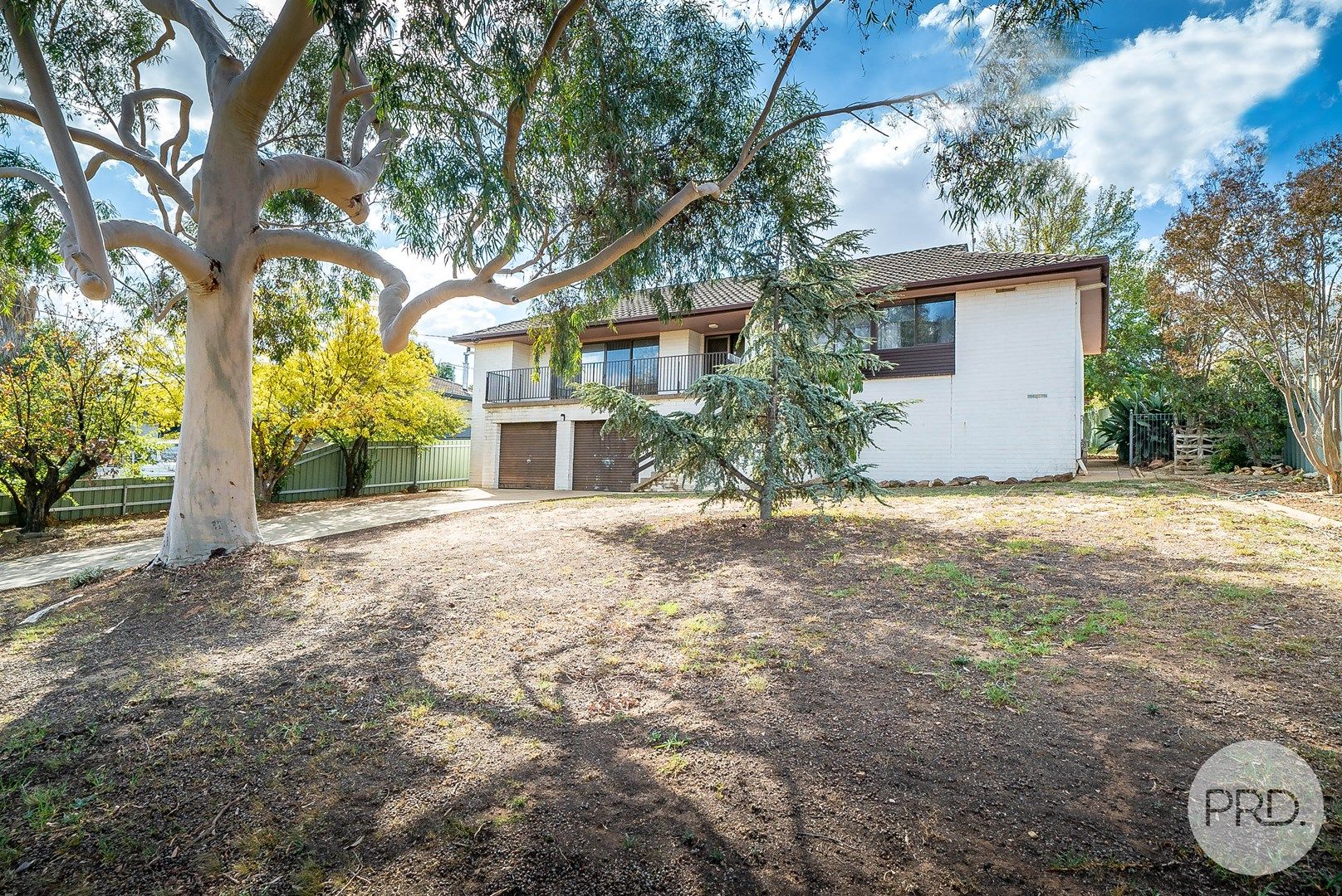 3 bedrooms House in 117 Red Hill Road TOLLAND NSW, 2650