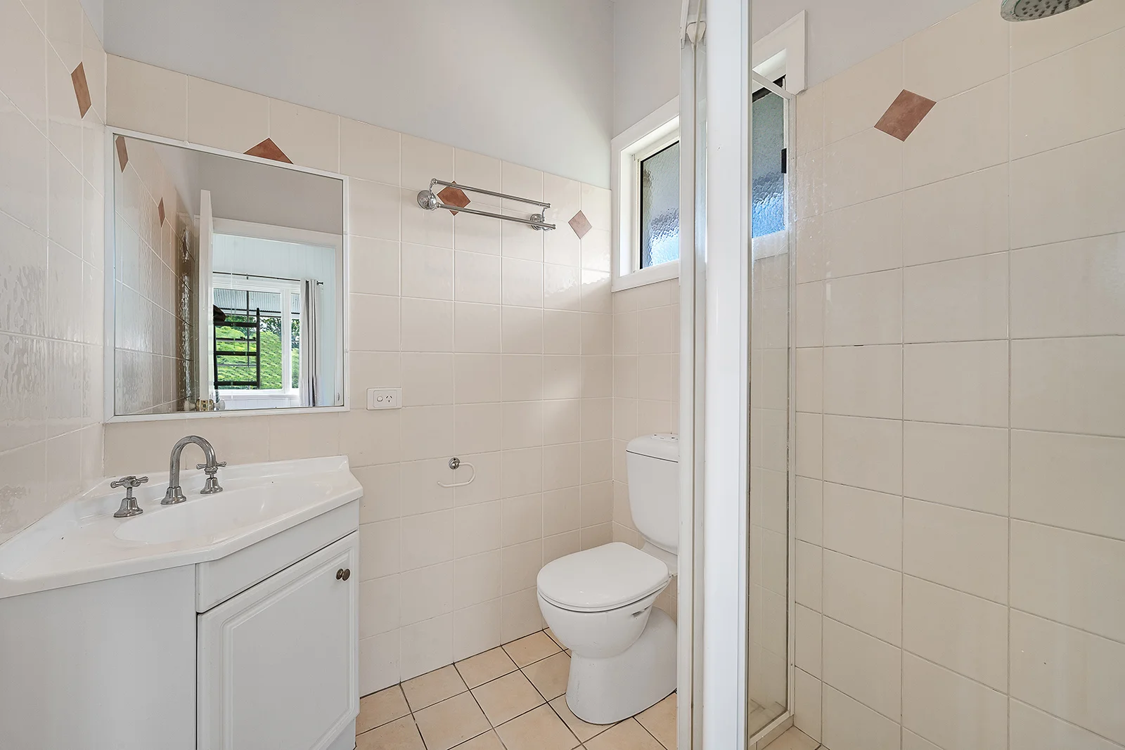 Additional image 6 of 18 Tingal Road, Wynnum QLD 4178