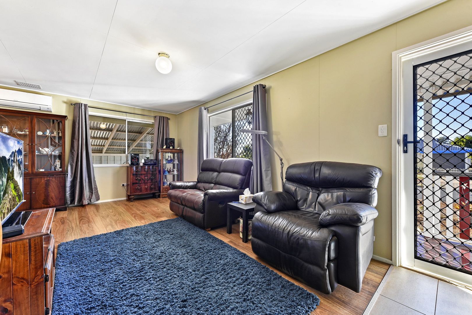 85 Proposch Street, Oakey QLD 4401, Image 2