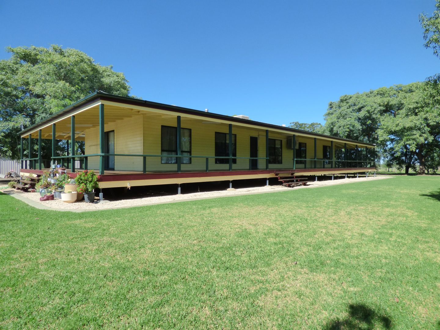 119 Upper Bowen Street, Roma QLD 4455, Image 2