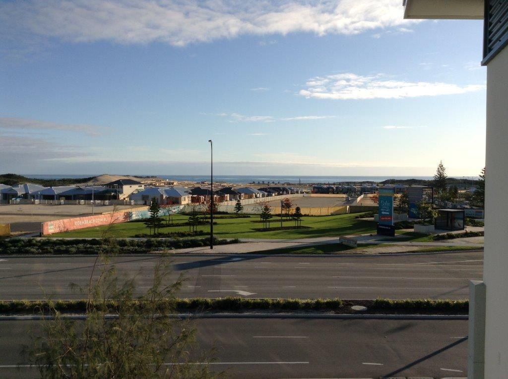 2 bedrooms Apartment / Unit / Flat in 31/2 Royston Link BUTLER WA, 6036