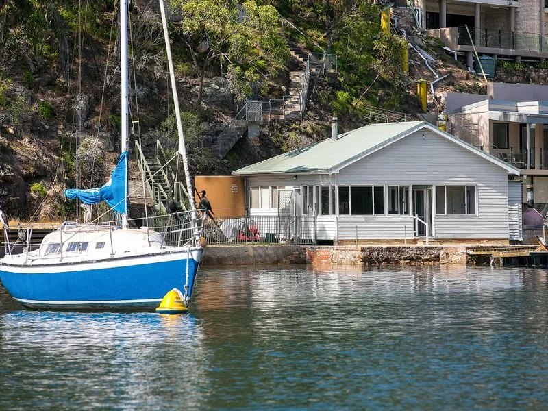 54 Cowan Drive, Cottage Point NSW 2084