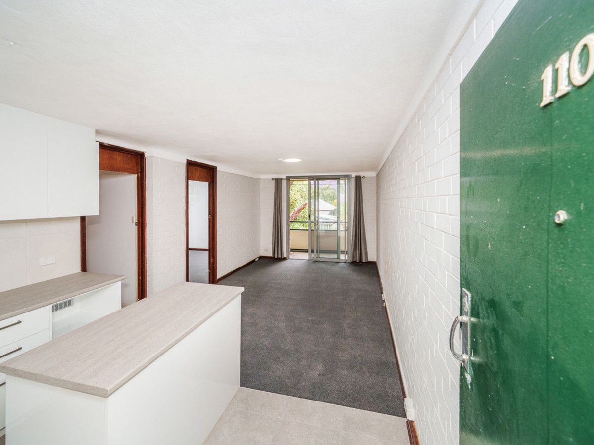 1 bedrooms Apartment / Unit / Flat in 110/25 Fourth Avenue MOUNT LAWLEY WA, 6050