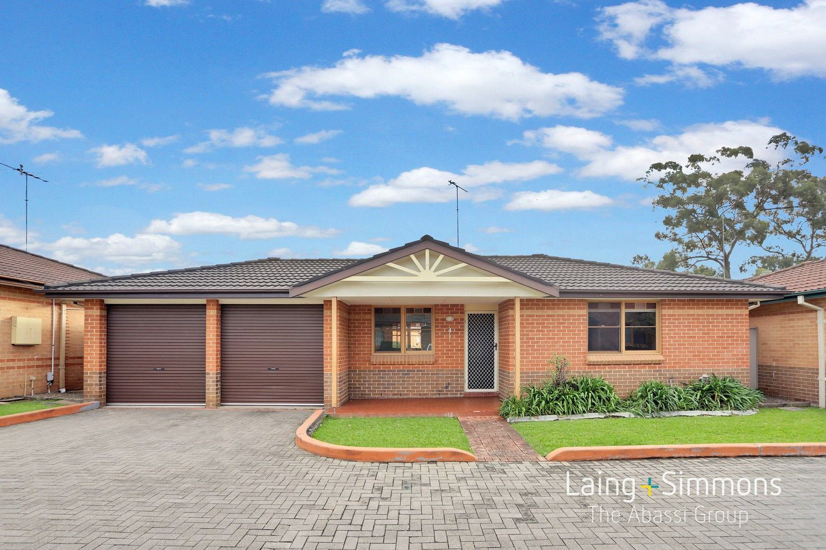 3 bedrooms Villa in 4/25A Lonsdale Street ST MARYS NSW, 2760